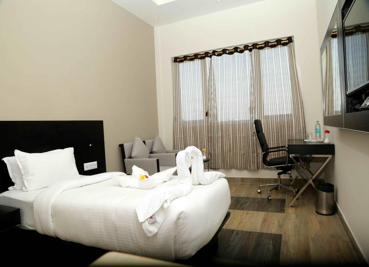Hotel Queens Inn Vailankanni Eksteriør bilde